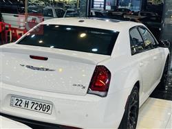 کرایسلەر 300